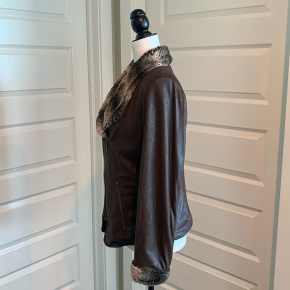 CLEOCLEO Women’s Jacket - Picture 7 of 16